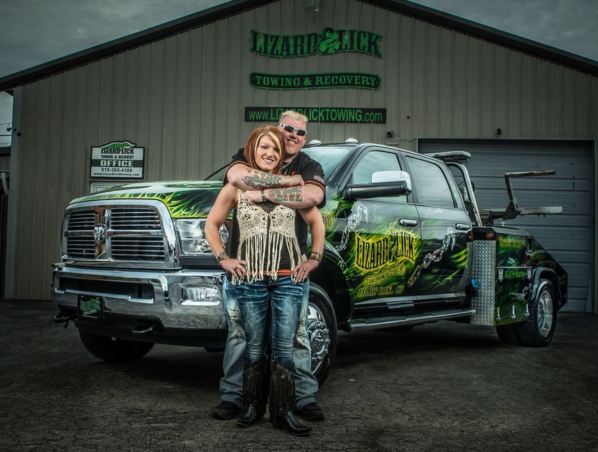 lizard lick towing hulu. 